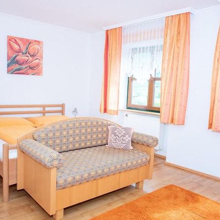 Gaestehaus Schuetz Spitz an der Donau Екстериор снимка