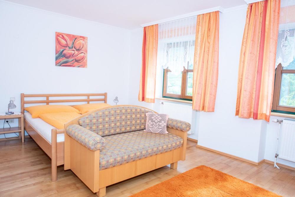 Gaestehaus Schuetz Spitz an der Donau Екстериор снимка
