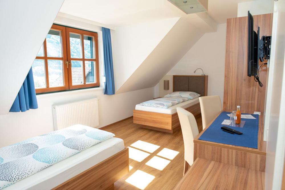 Gaestehaus Schuetz Spitz an der Donau Екстериор снимка