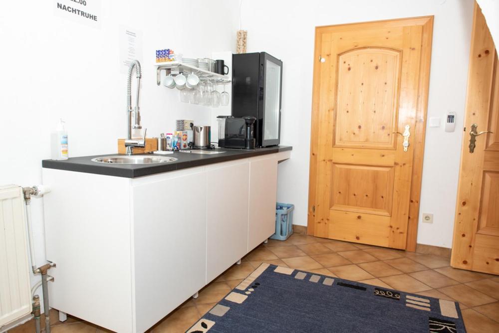 Gaestehaus Schuetz Spitz an der Donau Екстериор снимка