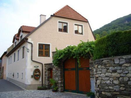 Gaestehaus Schuetz Spitz an der Donau Екстериор снимка